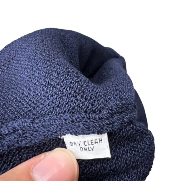 St. John Women's Navy Blue Wool Knit Knee Length Skirt Size 6 - Picture 3 of 6